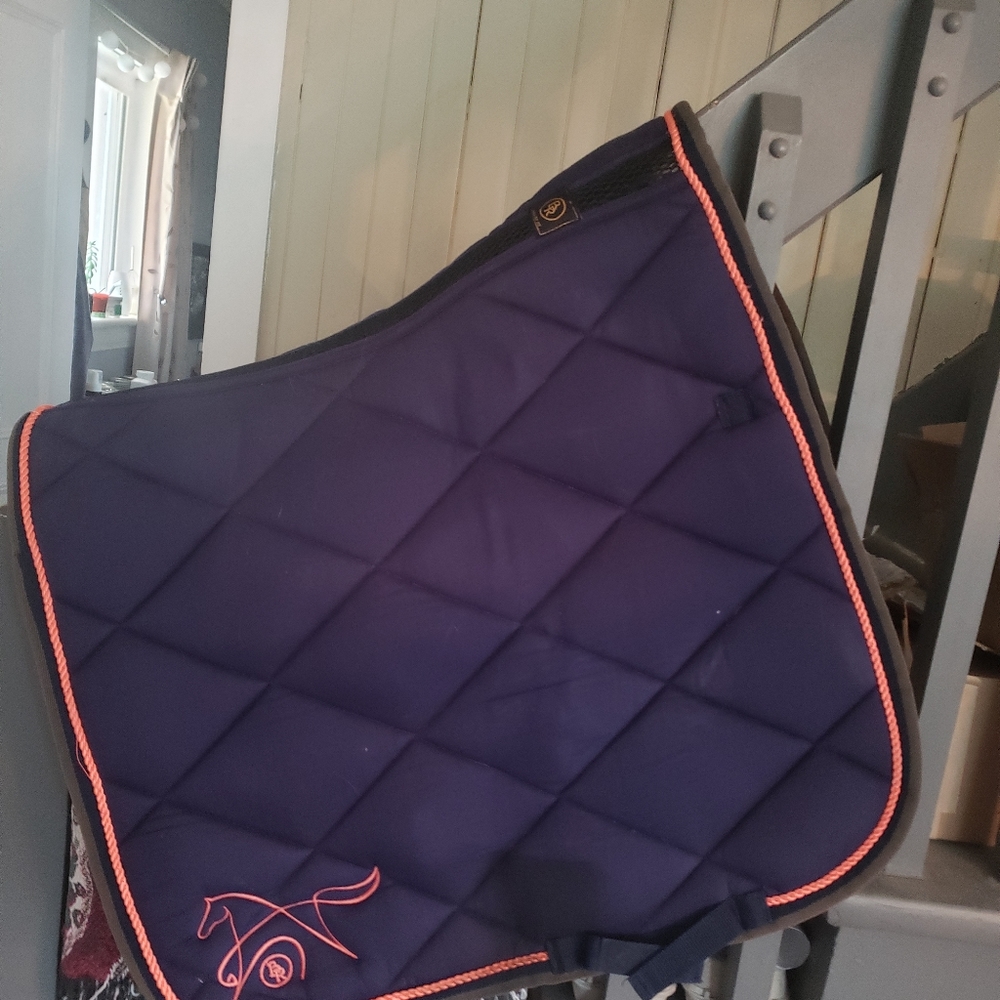 BR dressage saddle pad